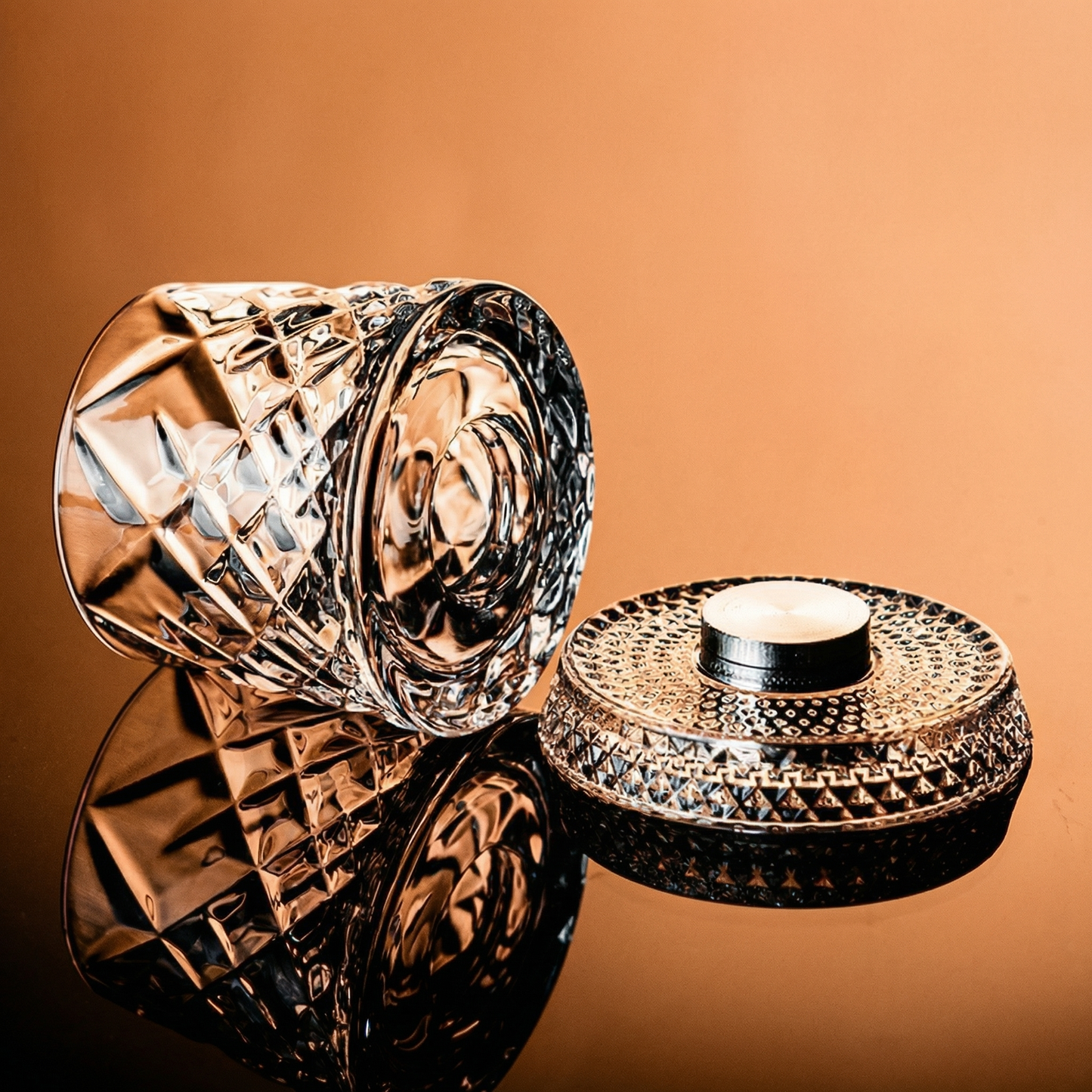 Roselli™ Rotating Whiskey Glass